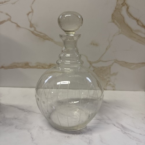 Clear glass vintage decanter - clear,